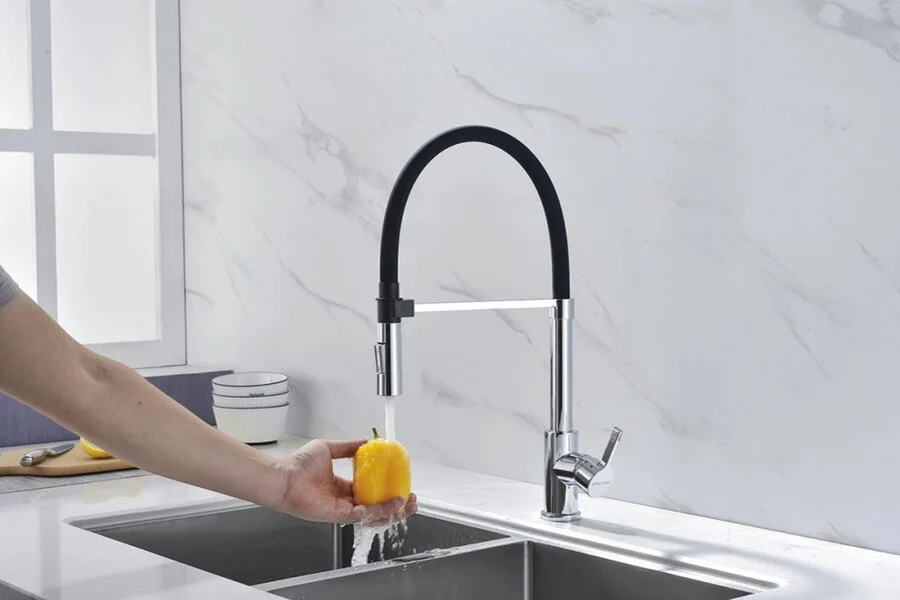 Смеситель для кухни Paulmark Halt хром Ha214021-CR (детальная фотография), однорычажные, двухрычажные