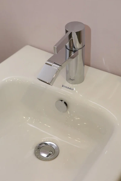 Биде подвесное Duravit Esplanade белое 2265100000 (детальная фотография), прямоугольной формы