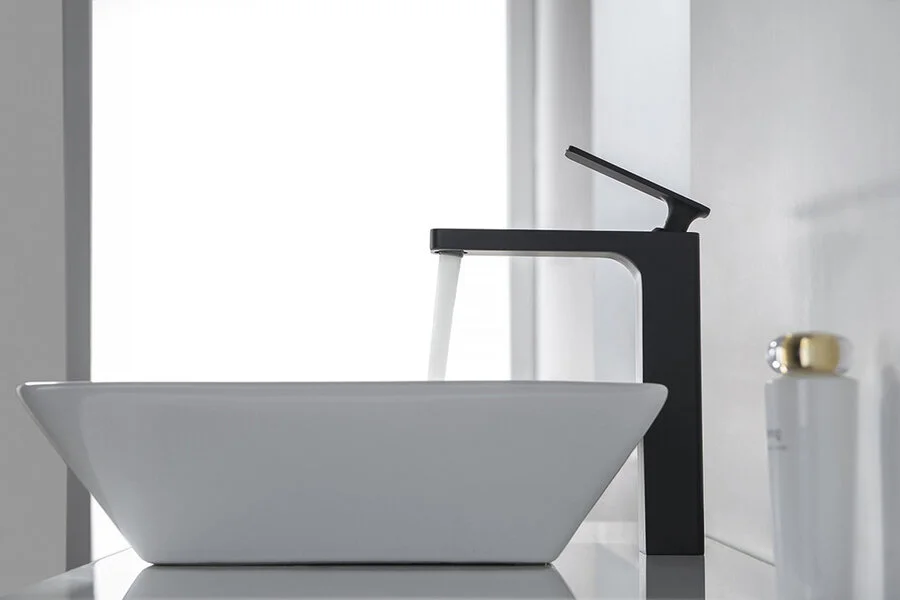 Смеситель для раковины Timo Torne черный 4311/03F (детальная фотография), на раковину