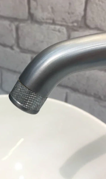 Смеситель для раковины Jacob Delafon Nouvelle Vague матовый хром  E78335-CAT (детальная фотография), для раковины