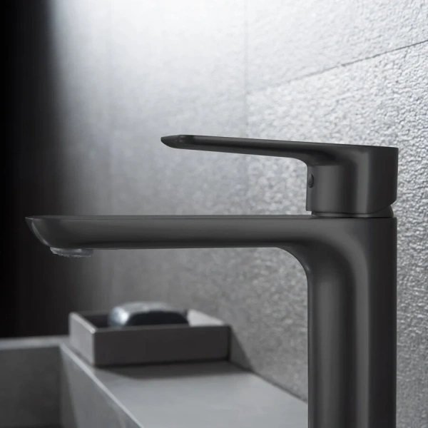 Смеситель для раковины Black&White Universe черный матовый 8302BUK (детальная фотография), высокие