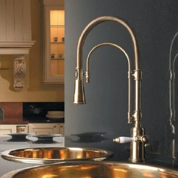 Смеситель для кухни Nobili Charlie бронза CH75300BR (детальная фотография), классические, ретро