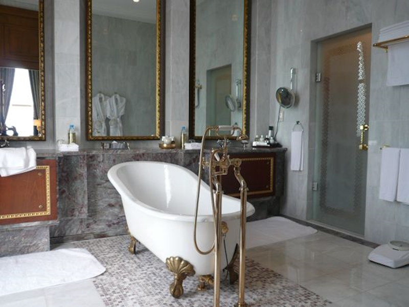 Ванна чугунная Devon & Devon Admiral 182х81 см ножки латунь полированная 2MRADMIRALFOTDD (детальная фотография), чугунные