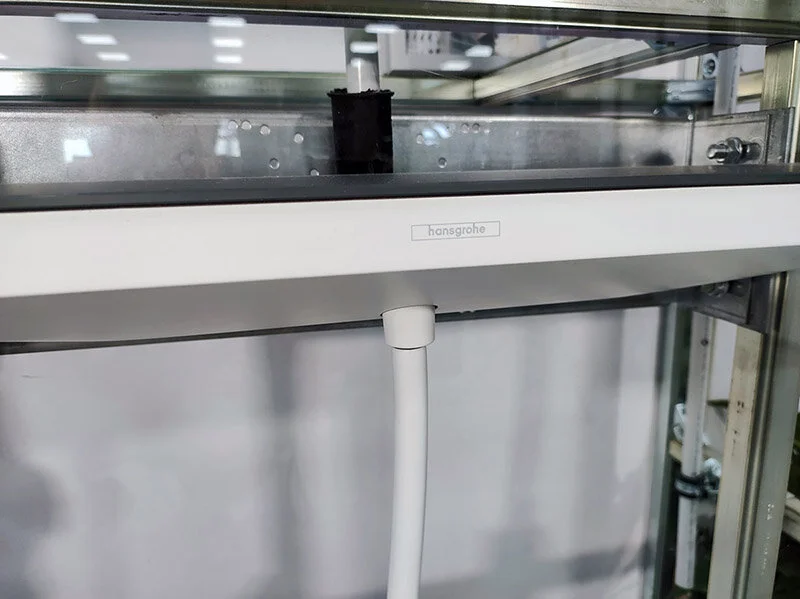 Настенный держатель Hansgrohe Rainfinity правый, матовый белый 26858700 (детальная фотография) index_2