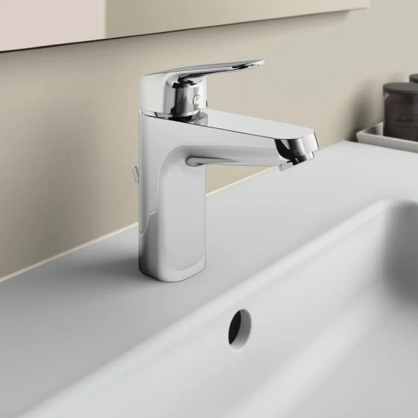 Смеситель для раковины Ideal Standard Ceraflex с металлическим донным клапаном B1713AA (детальная фотография), недорогие, с донным клапаном