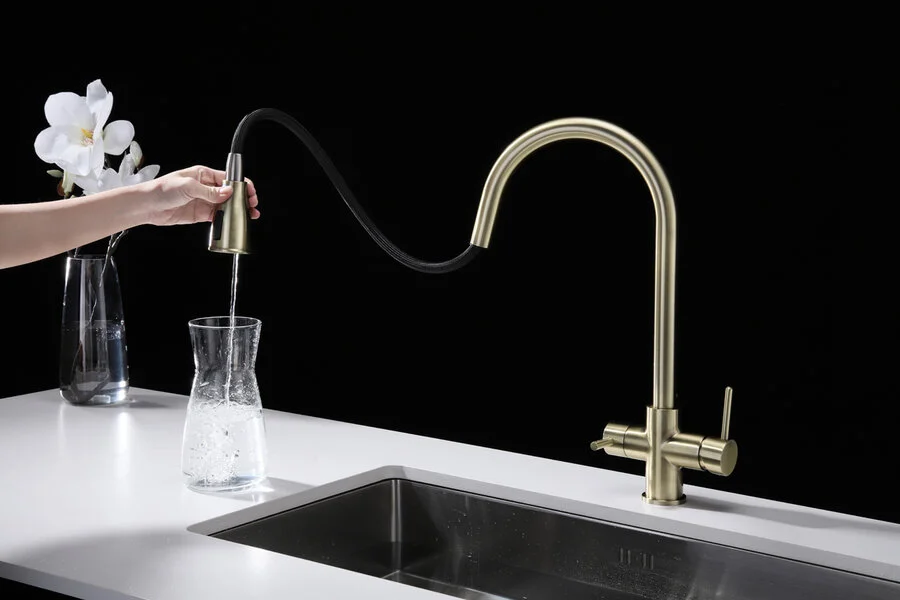 Смеситель для кухни Paulmark Lange бронза La214212-BR (детальная фотография), современные, hi-tech