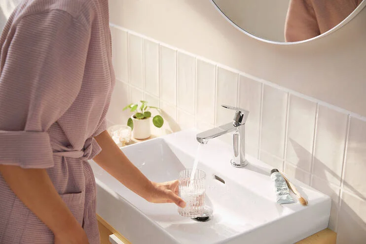 Смеситель для раковины Hansgrohe Rebris хром 72520000 (детальная фотография), хром