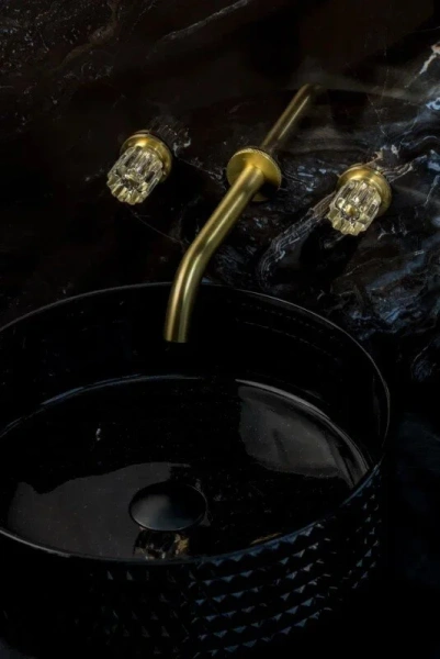 Смеситель для раковины Boheme Elegante золото матовое 152-2-MG-EL (детальная фотография), из латуни, округлая форма