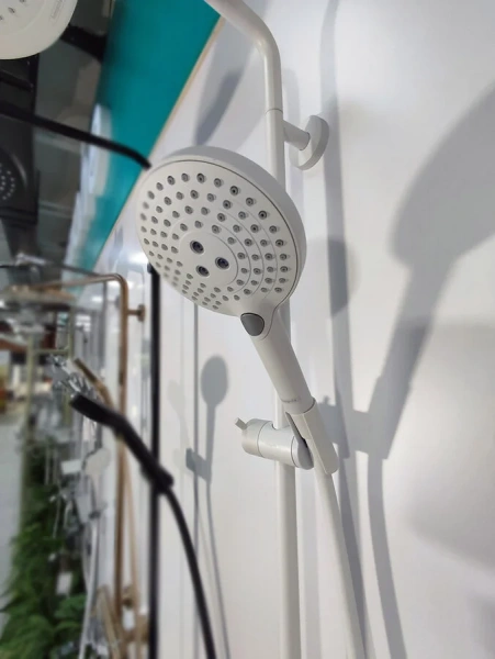 Душевая стойка Hansgrohe Croma Select S 26890 термостатическая (детальная фотография), в наличии, по запросу, нет в наличии