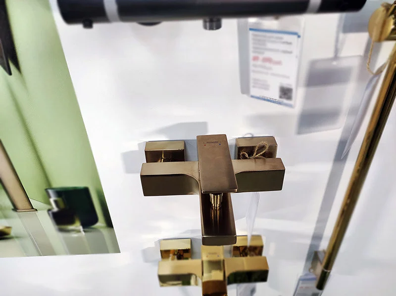 Смеситель для ванны Hansgrohe Metropol шлифованная бронза 32540140 (детальная фотография), настенные