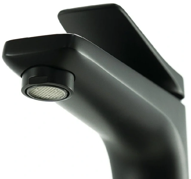 Смеситель для раковины Lemark Bronx черный LM3737BL (детальная фотография), с 2 монтажными отверстиями