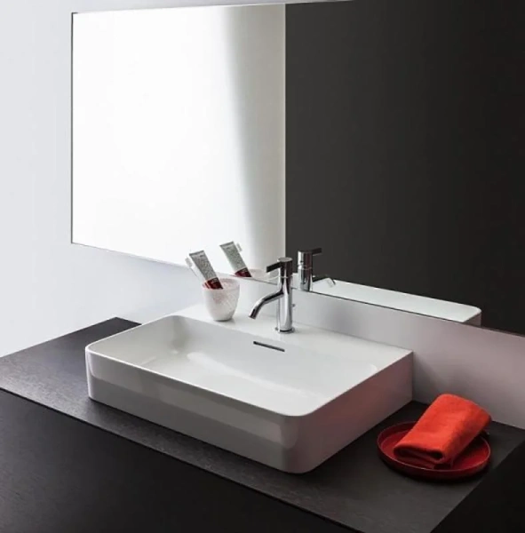 Раковина Laufen Val 60 см белая 8.1028.3.000.104.1 (детальная фотография), 60 см