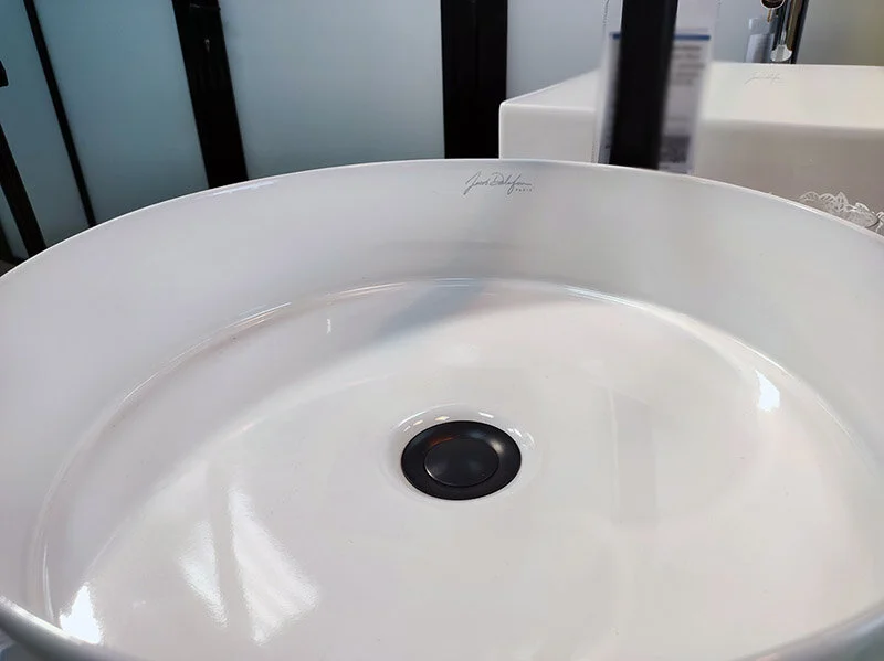 Раковина Jacob Delafon Delta Pure 41 см белая, без отверстия перелива E90012-0 (детальная фотография), из санфарфора