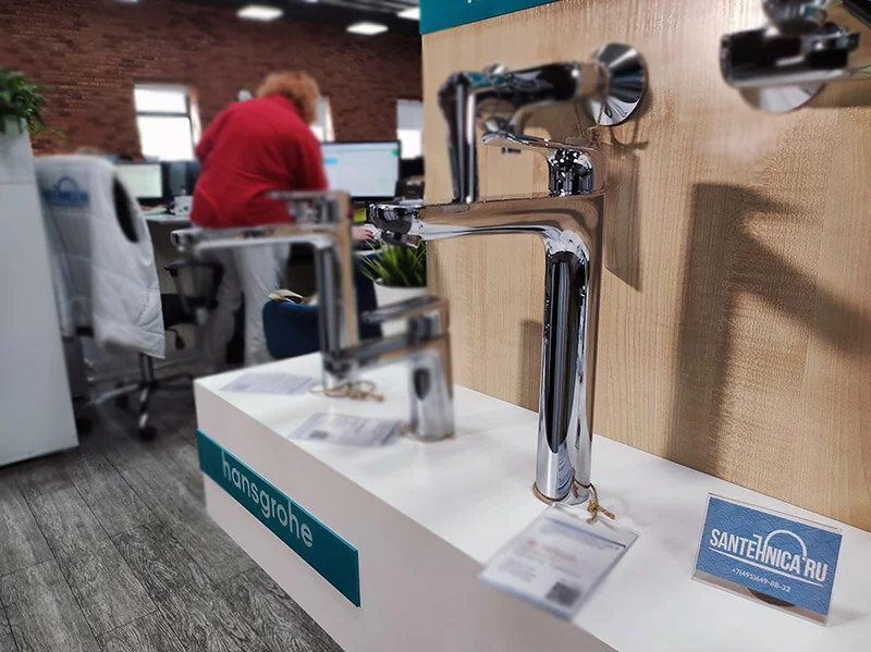 Смеситель для раковины Hansgrohe Logis E высокий 71162000 (детальная фотография), современные, hi-tech