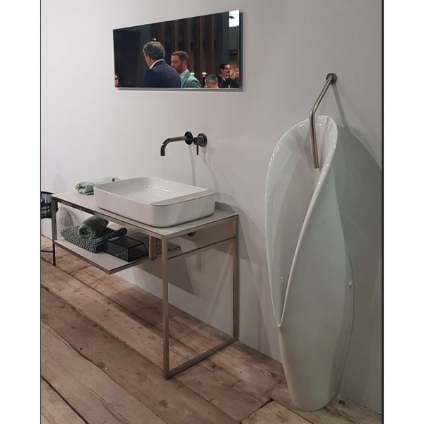 Писсуар напольный Kerasan Artwork Groove 4730 (детальная фотография), белые, черные, цветные