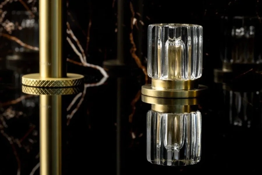 Смеситель для раковины Boheme Elegante золото матовое 152-MG-EL (детальная фотография), скрытого монтажа, встраиваемые в стену