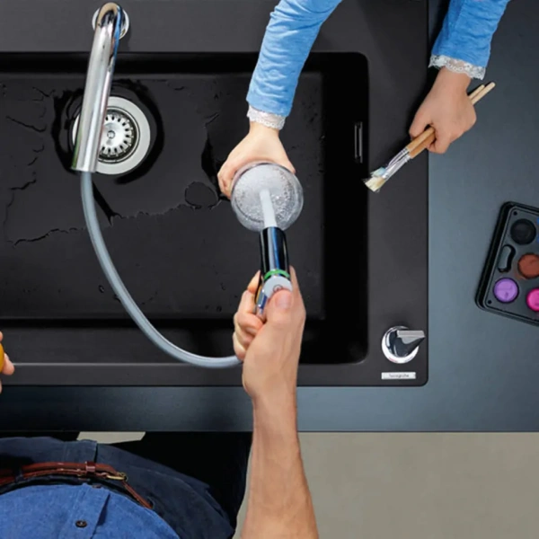 Мойка для кухни Hansgrohe C51-F450-06 56 см со смесителем 43217000 (детальная фотография), прямоугольной формы