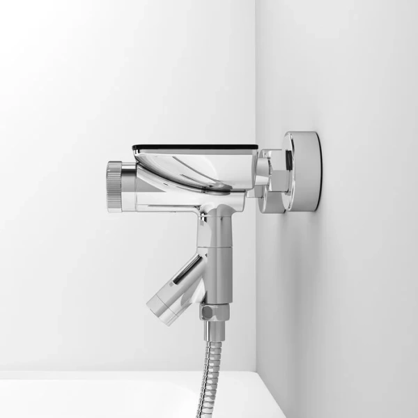 Смеситель для ванны IDDIS Shelfy хром SHESBBTi02WA (детальная фотография), настенные