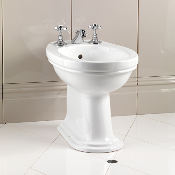 Биде напольное Devon & Devon Rose с тремя отверстиями под смеситель IBBID(3)FROSE (детальная фотография), классические, ретро