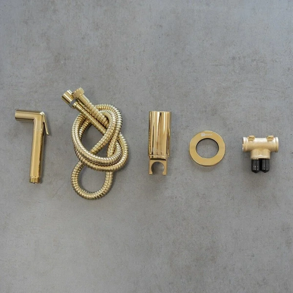 Гигиенический душ со смесителем Lemark Solo золото LM7171G (детальная фотография), для унитаза