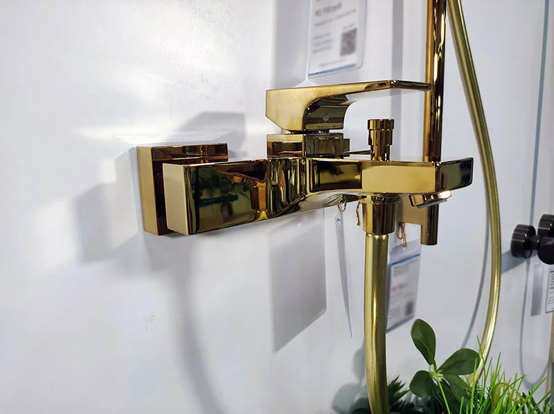 Смеситель для ванны Hansgrohe Metropol полированное золото 32540990 (детальная фотография), прямоугольная форма