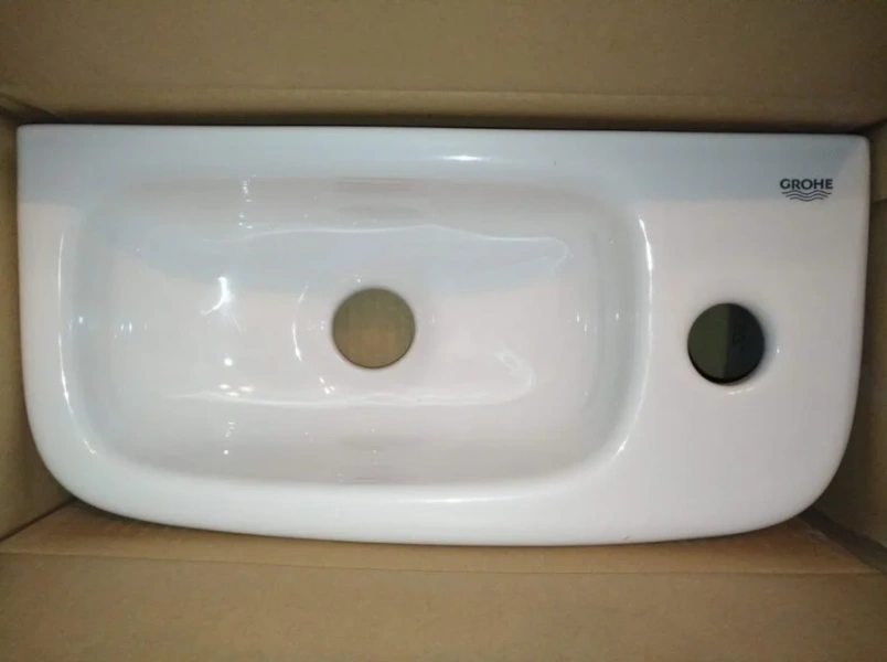 Раковина Grohe Euro Ceramic 37 см подвесная 39327000 (детальная фотография), белые