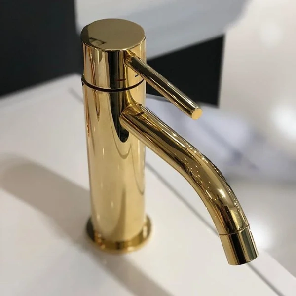 Смеситель для раковины Paffoni Light медовое золото LIG081HG (детальная фотография), для раковины