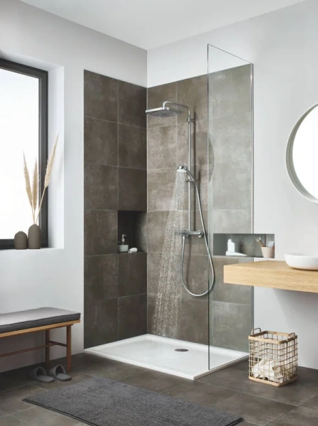 Душевая стойка Grohe Tempesta Cosmopolitan хром 26689000 (детальная фотография), настенные