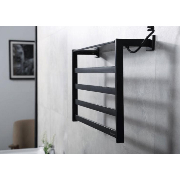 Полотенцесушитель электрический Black&White Moon 58x35 см черный матовый 333BN (детальная фотография), лесенка