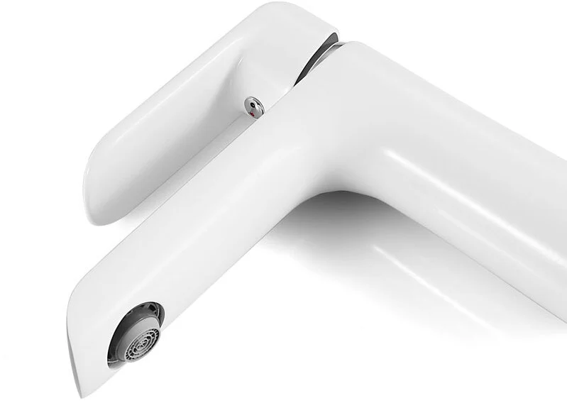 Смеситель для раковины IDDIS Calipso латунь белый/хром CALSB00i01 (детальная фотография), белые, комбинированные