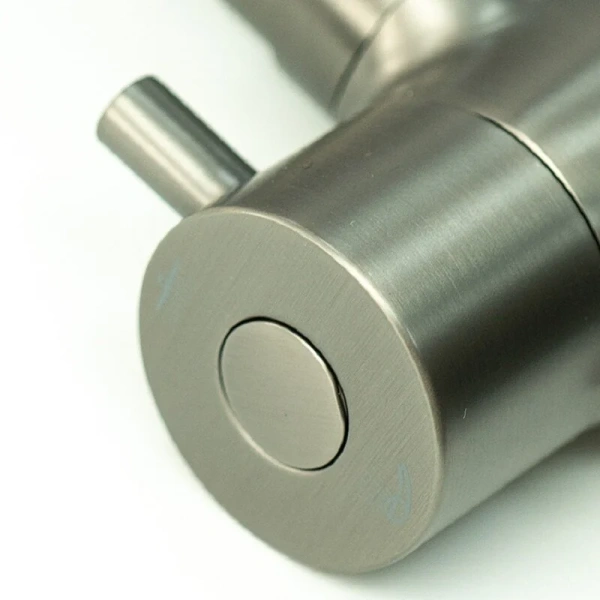 Душевая стойка Lemark Bronx графит LM3788GM (детальная фотография), настенные