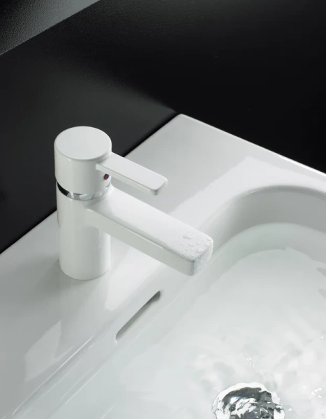 Смеситель для раковины Kludi Zenta белый 382519175 (детальная фотография), белые