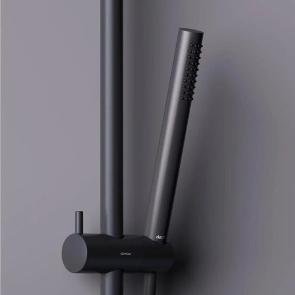 Душевая стойка Damixa Scandinavian Pure черная 936780300 (детальная фотография), настенные
