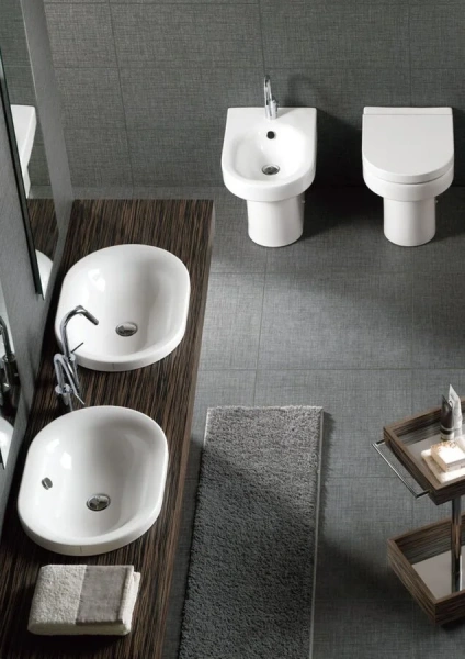 Унитаз напольный Hatria Daytime YXV401 35х55 см (детальная фотография), с бачком