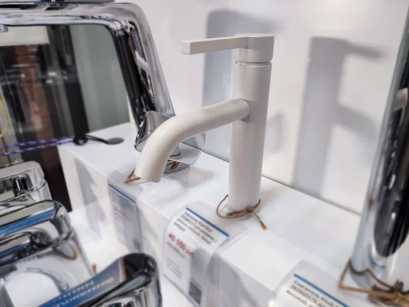 Смеситель для раковины Kludi Nova Fonte белый 202885315 (детальная фотография), из латуни, округлая форма, с донным клапаном