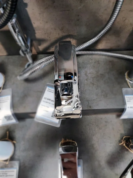 Смеситель для раковины Lemark Bellario хром LM6806C (детальная фотография), с коротким изливом