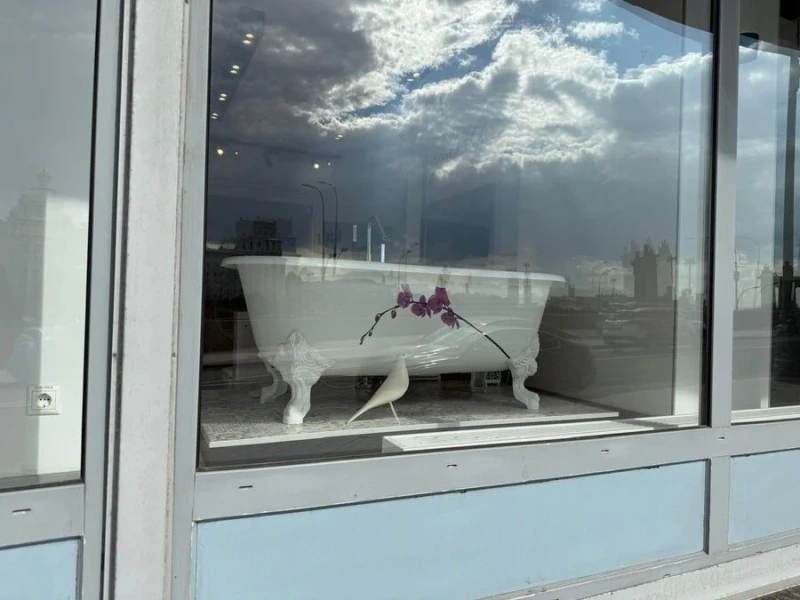 Ванна чугунная Jacob Delafon Cleo 175х80 см белая E2901-00 (детальная фотография), овальные