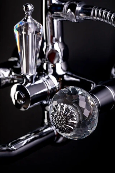 Смеситель для раковины Boheme Flora хром 277-FL (детальная фотография), классические, ретро, с элементами стекла, декорированные