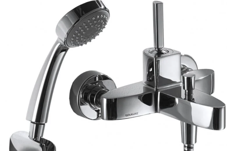 Смеситель для ванны Bravat Spring F679113C-B (детальная фотография)