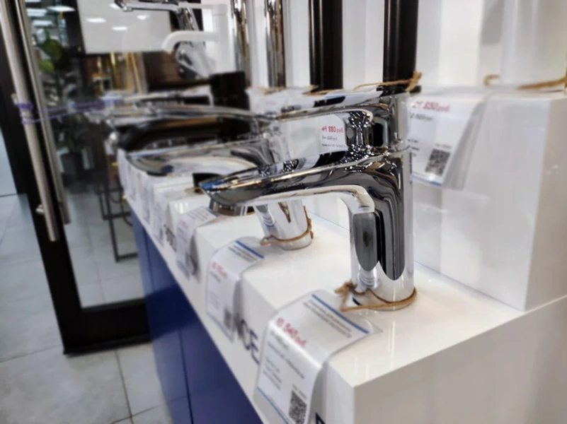 Смеситель для раковины Kludi Pure&Solid однорычажный 342920575 (детальная фотография), хром