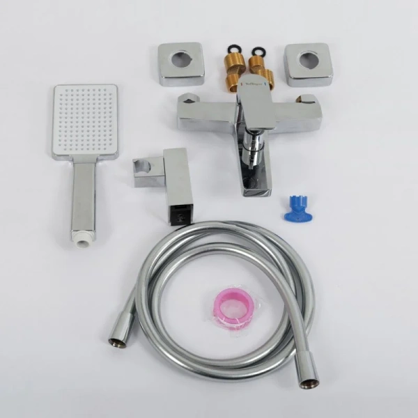 Смеситель для ванны BelBagno Ardente с ручным душем ARDENTE-VASM-CRM (детальная фотография), с коротким изливом