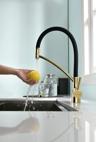 Смеситель для кухни Paulmark Siegen золото с черным Si213111-G (детальная фотография), комбинированные