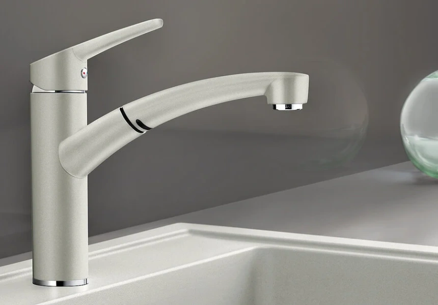 Смеситель для кухни темная скала Blanco Nea-S 520306 (детальная фотография), на мойку, на столешницу