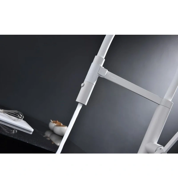 Смеситель для кухни Paulmark Leader белый матовый Le214101-431 (детальная фотография), с 1 монтажным отверстием