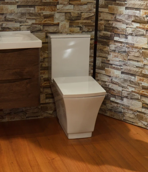 Унитаз компакт BelBagno Regina BB104CP с горизонтальным выпуском P-Trap (детальная фотография), современные, hi-tech