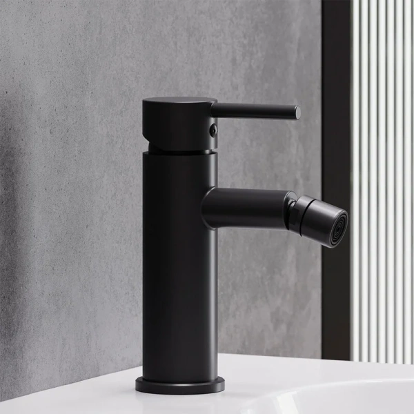 Смеситель для биде Damixa Scandinavian Pure черный 360240300 (детальная фотография), черные