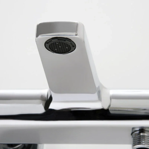 Смеситель для ванны WasserKRAFT Naab термостатический 8611 Thermo (детальная фотография), с 2 монтажными отверстиями