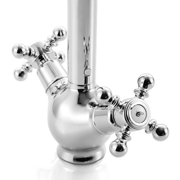 Смеситель для кухни IDDIS Sam с поворотным изливом (детальная фотография), хром, бронза