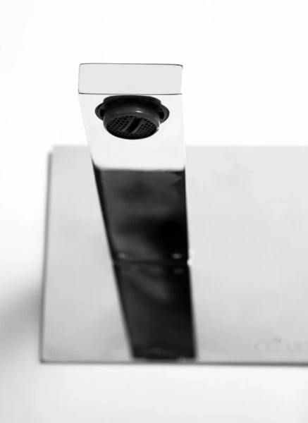 Смеситель для раковины Cezares UNIKA-BLI1 встраиваемый однорычажный (детальная фотография), прямоугольная форма