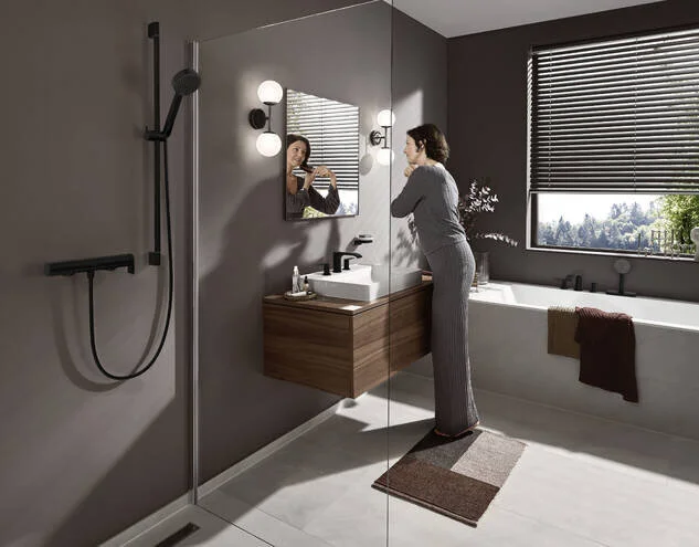 Смеситель для раковины Hansgrohe Vivenis черный матовый 75033670 (детальная фотография), на раковину